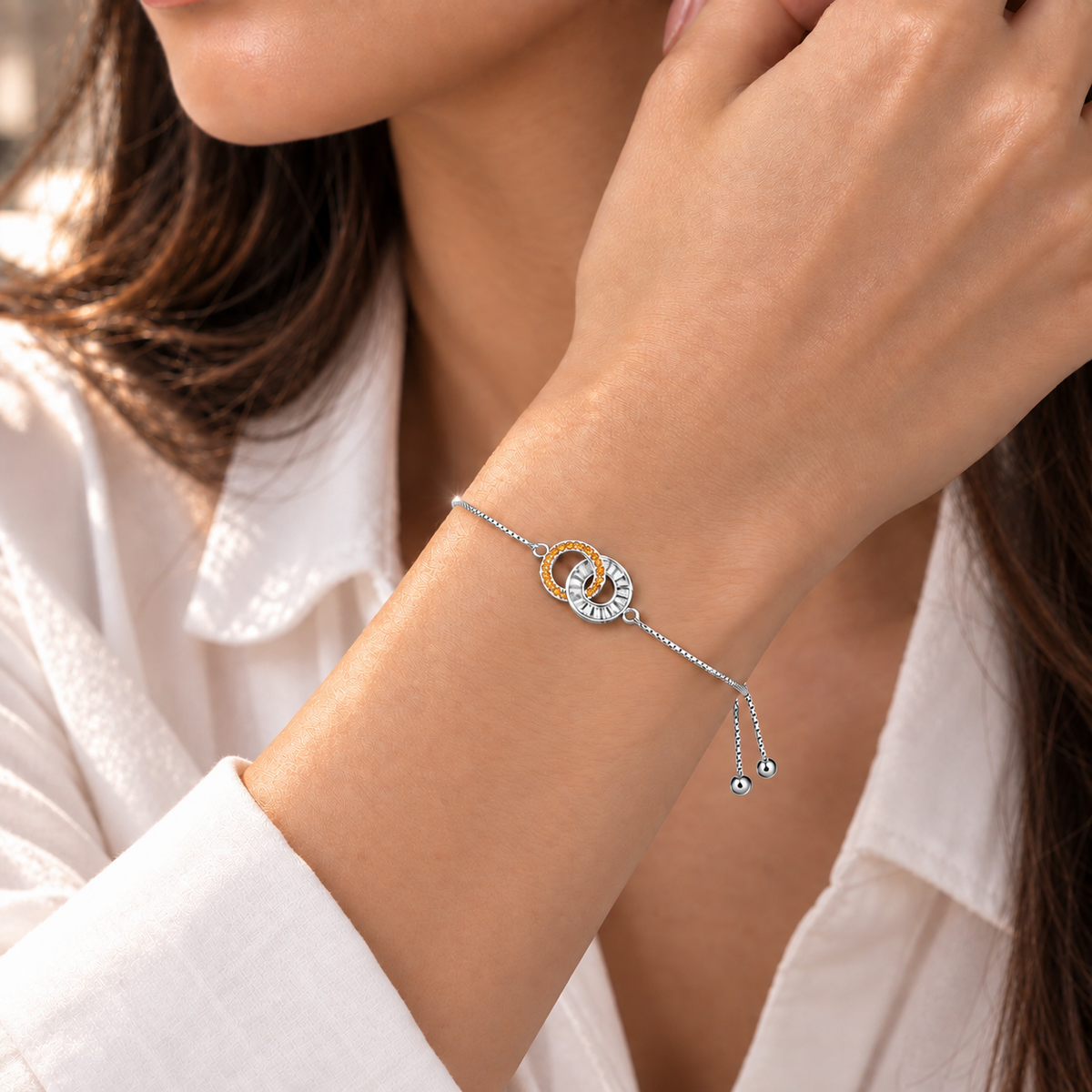Pulseira com Anéis Entrelaçados – Símbolo de União